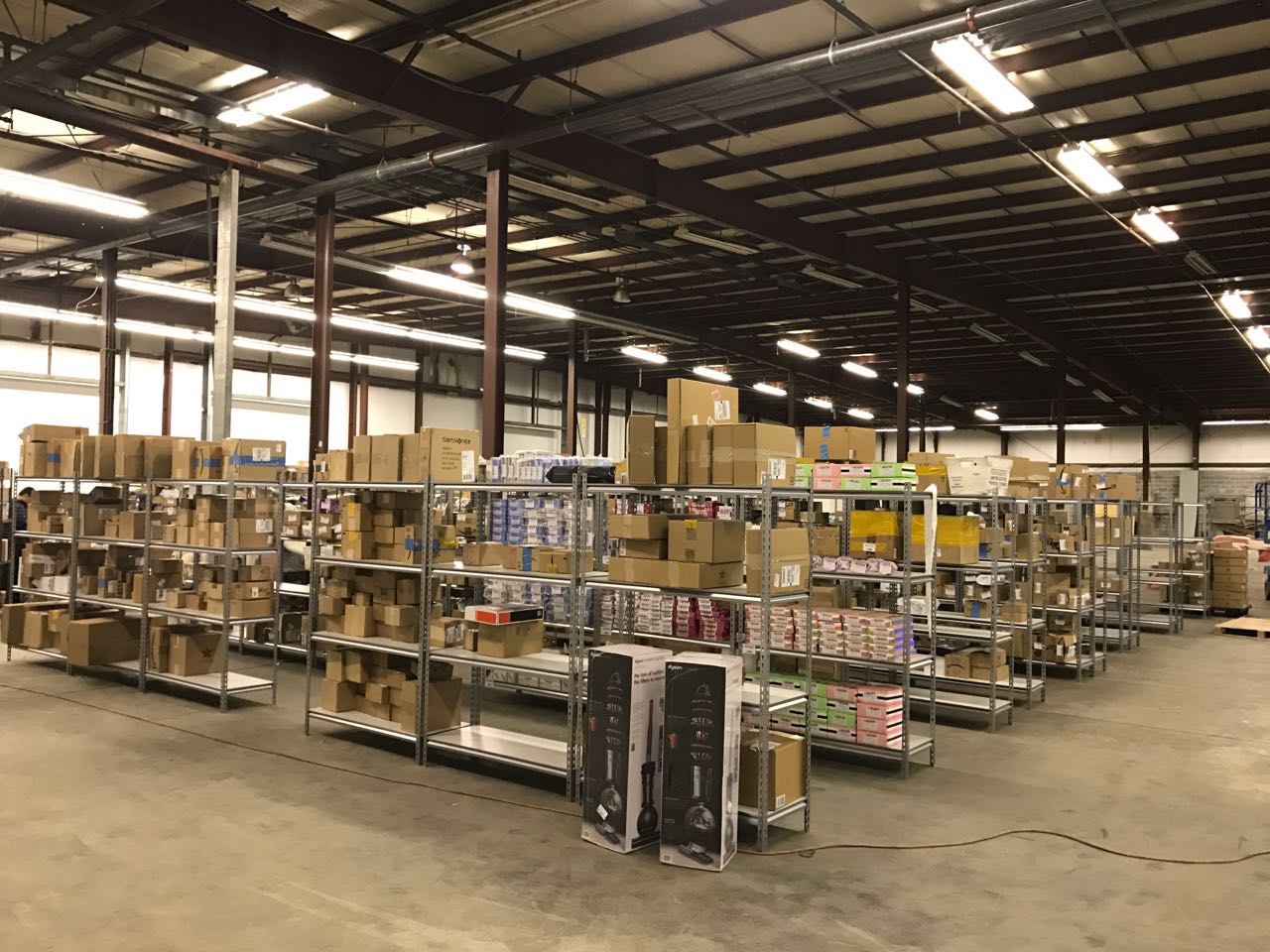 位于美国特拉华州的仓库