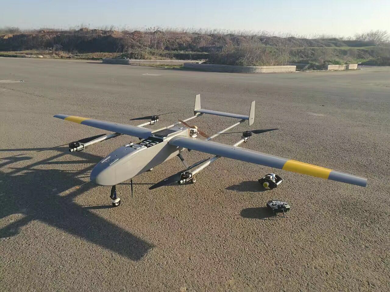 自投500万 他的无人机垂直起降自主导航 2千米高空检测电力异常 流水