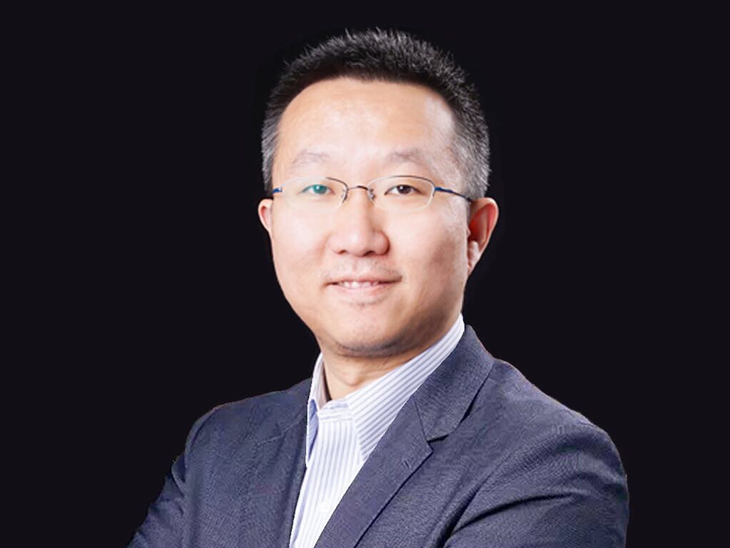 王旭的团队有30余人，其合作长达6年。