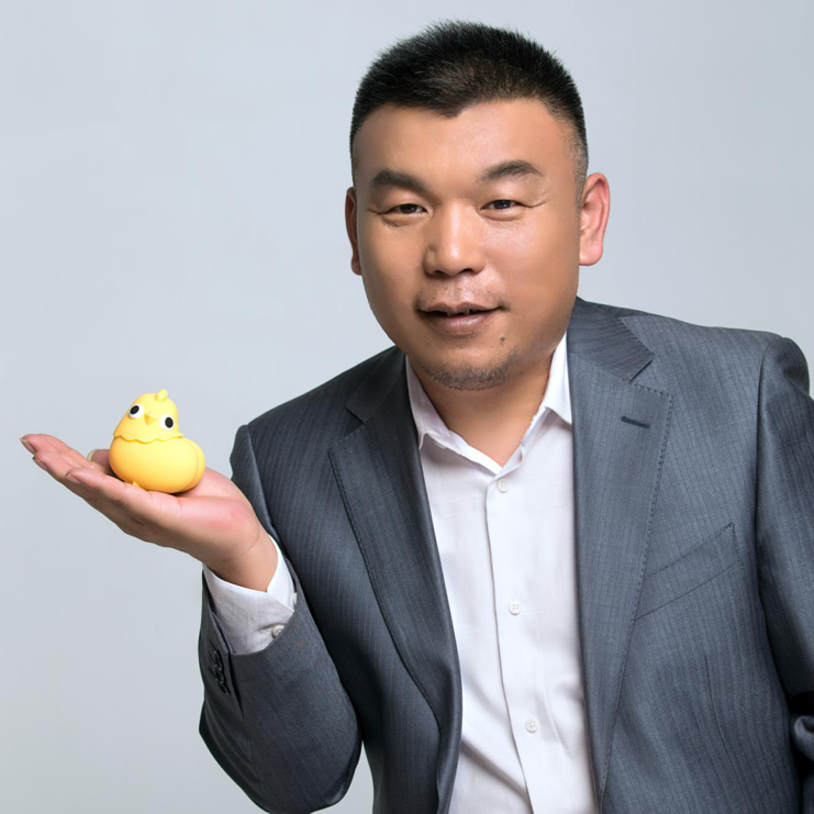 创业六年，宋波说他终于觉得扬眉吐气了。