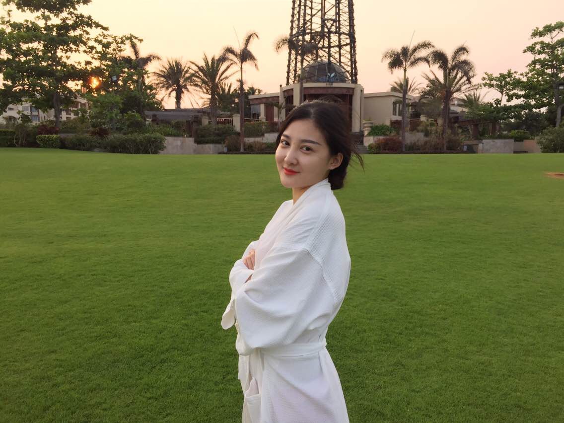 顾曼业余时间最喜欢玩狼人杀以及带着团队伙伴搜