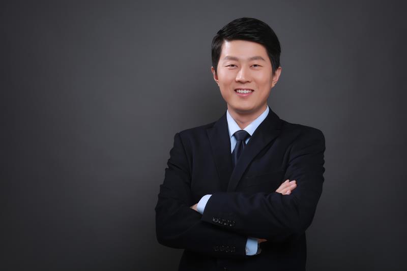 魏红心博士研究区块链已有6年时间。