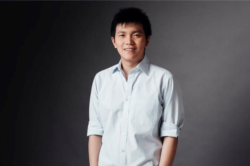 钟家鸣出生于1993年,他说:年轻人就该去做改变世界的事情.