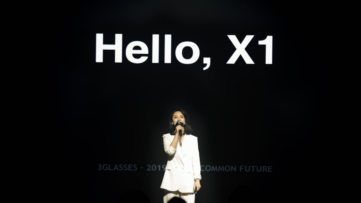 3Glasses创始人王洁在发布会现场。
