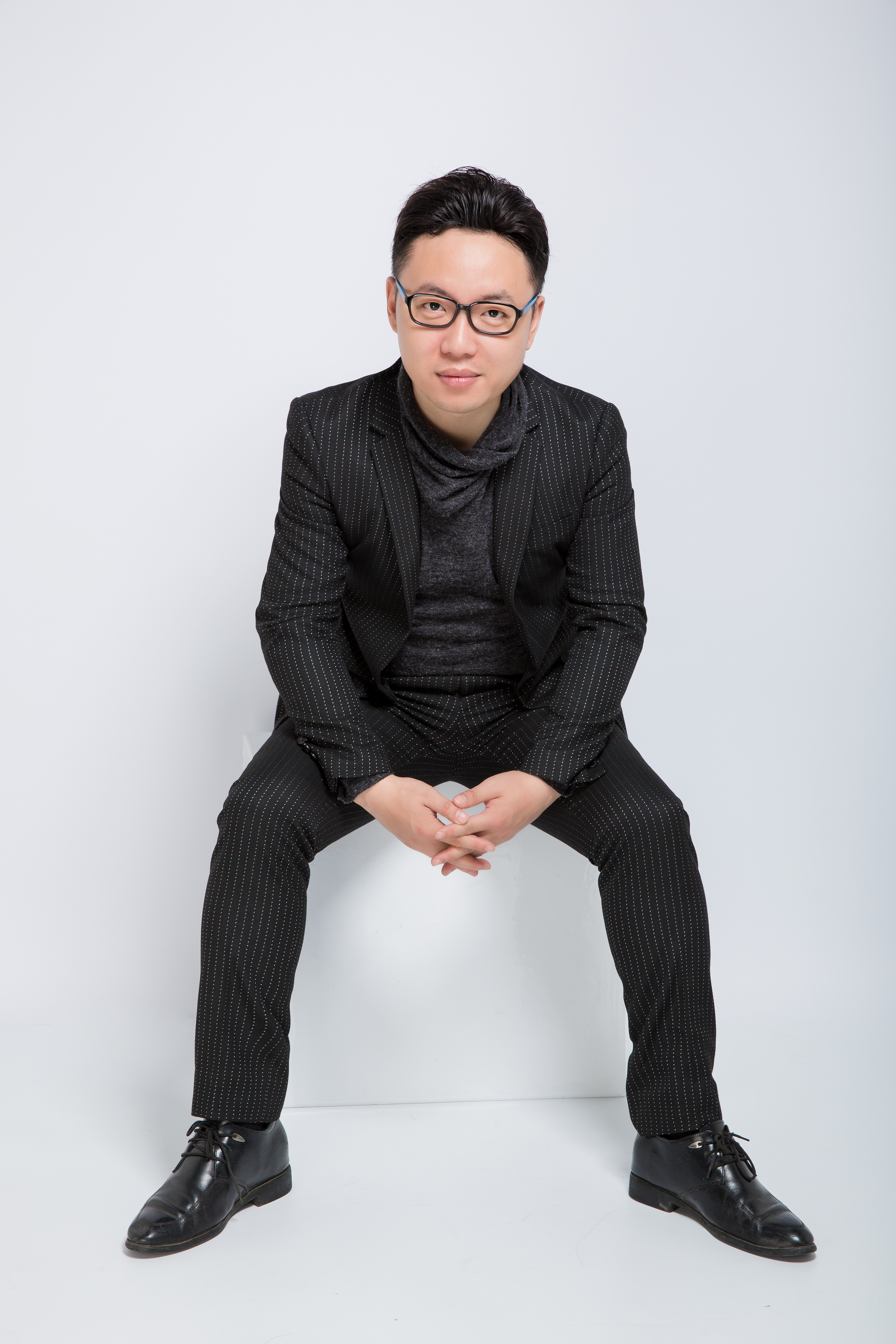 Joney表示，有些感情是无法修复的，他们并非什么客户都接。