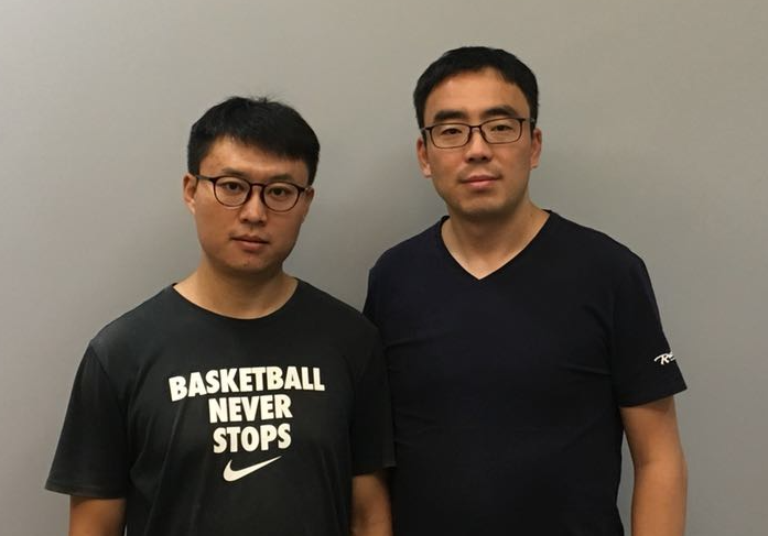 左边是张煜，右边赵维凯。