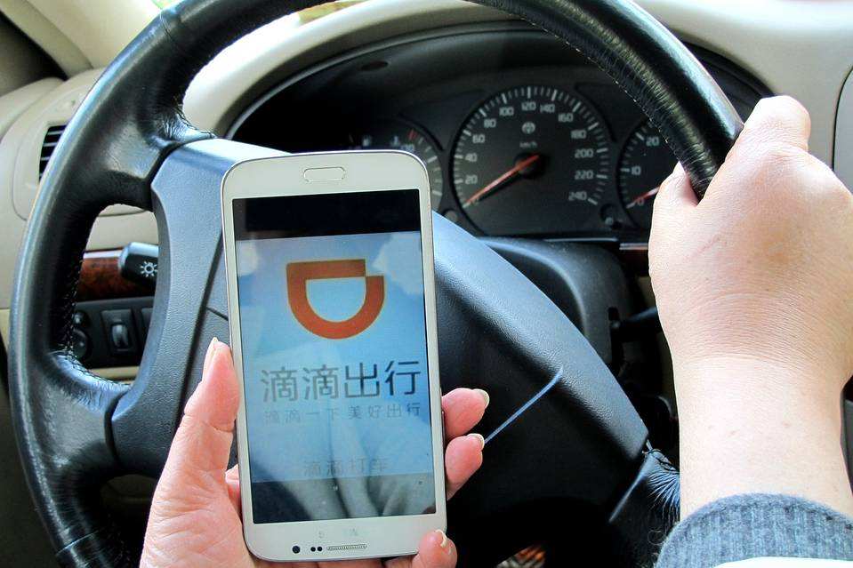 热点滴滴试行选择路线功能为乘客提供至多三条不同线路