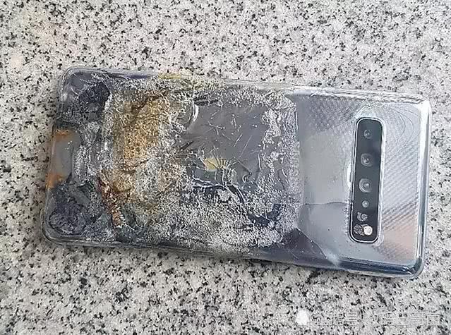 三星S10 5G爆炸