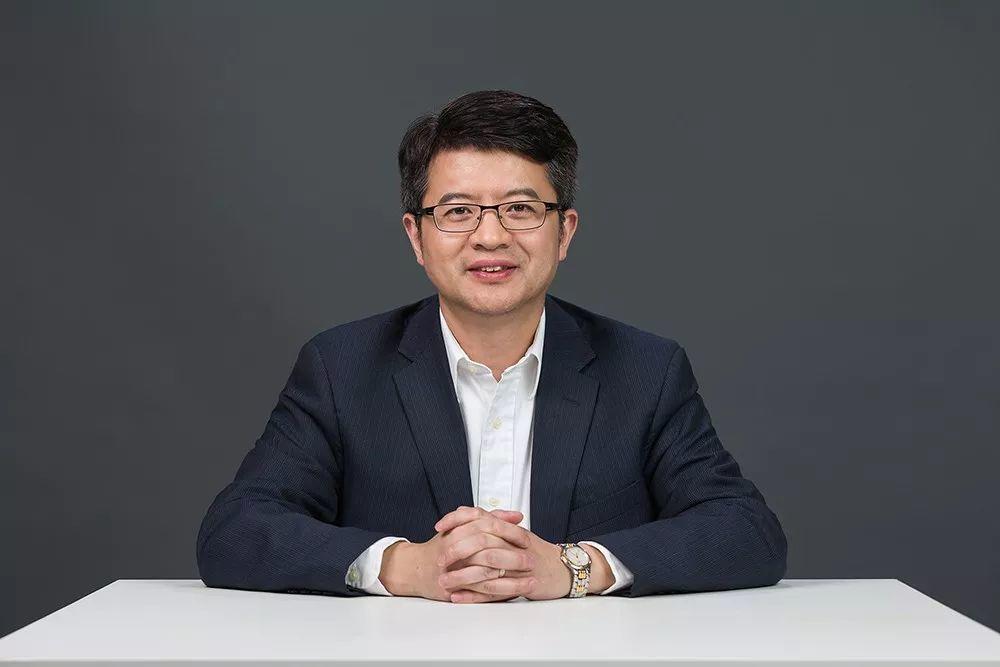 周林曾在美国有3次创业经历,后任Blackboard全球副总裁。