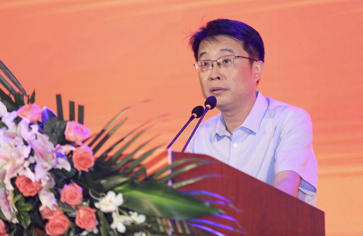 中国科学院大学校长助理、经济与管理学院执行院长、创新创业学院院长、继续教育学院院长董纪昌现场致辞