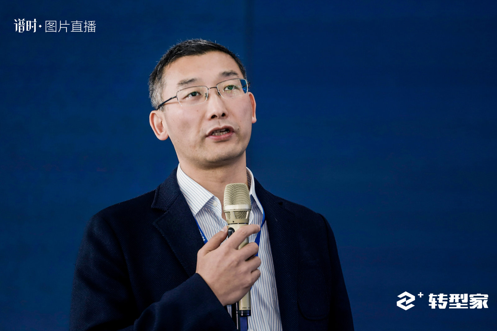 华为集团业务应用与IT装备部副部长梁栋